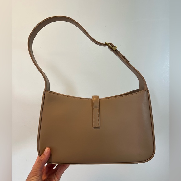 LIKE NEW Saint Laurent YSL Le 5 A 7 - Picture 4 of 11